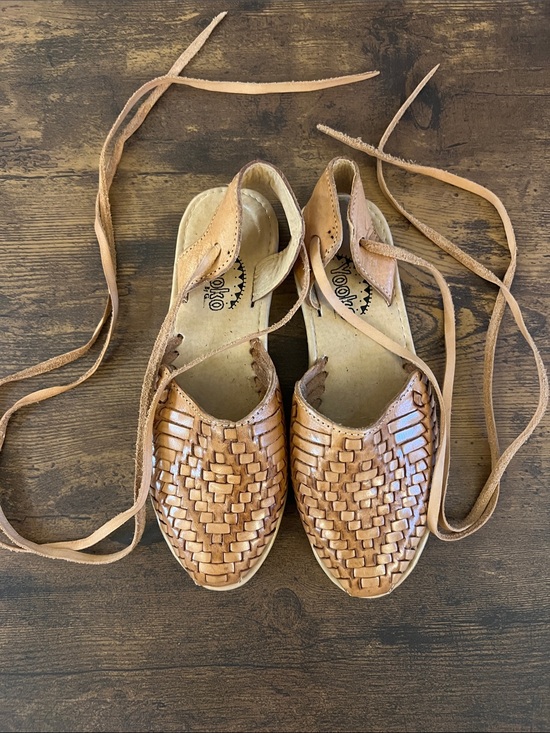 Yooko Shoes - Yooko Handwoven Leather Lace-Up Sandals (Huaraches) in Tan size 4 (6 1/2-7)